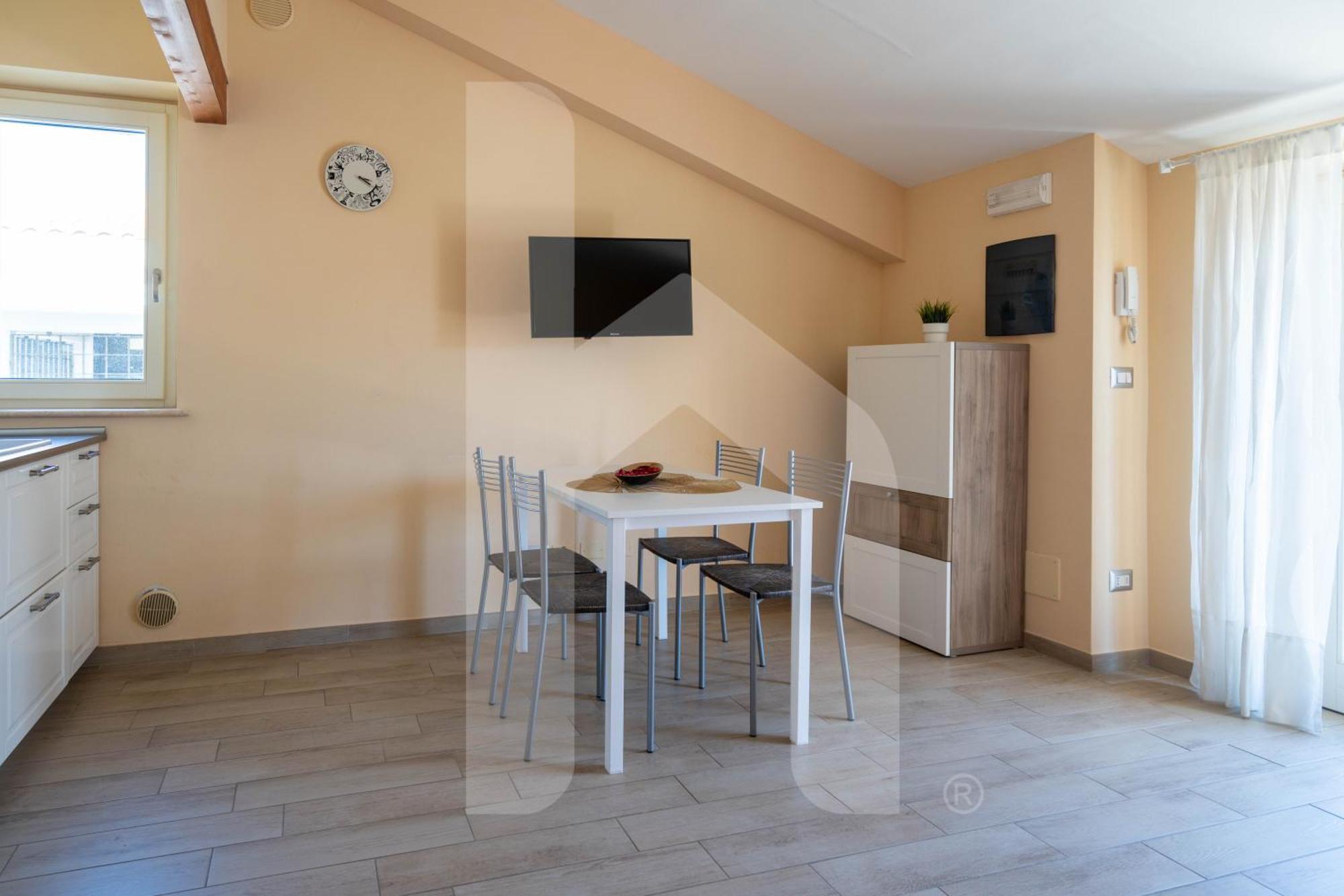 Homiday - Residenza D'Annunzio Apartment ปีเนโต ภายนอก รูปภาพ