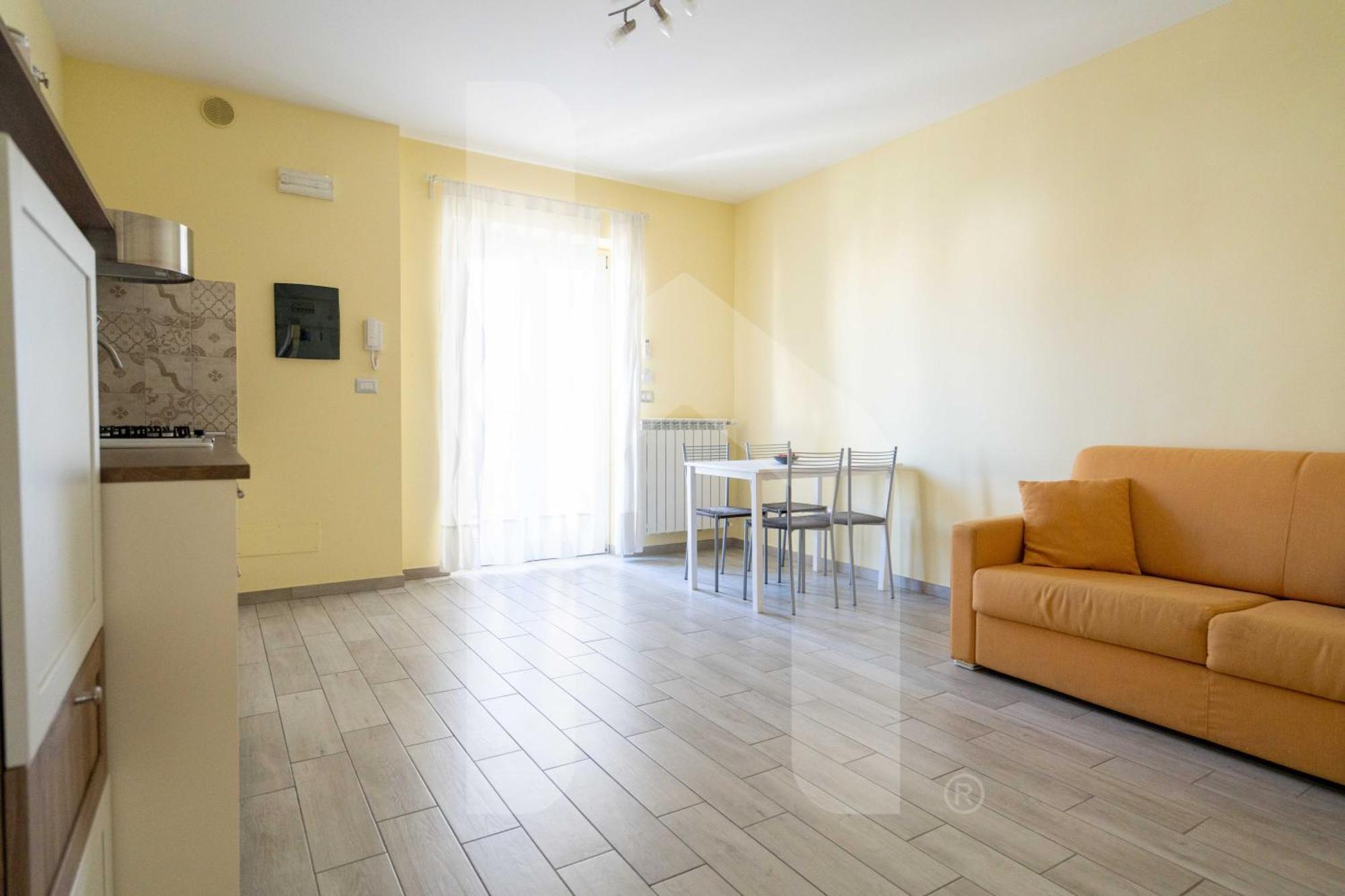 Homiday - Residenza D'Annunzio Apartment ปีเนโต ภายนอก รูปภาพ